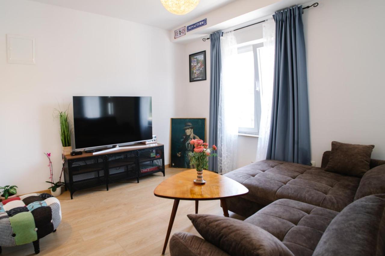 Sunny Apartment For 2 Murter Exterior foto